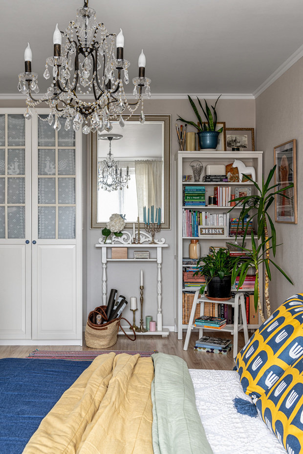 Фотография: Спальня в стиле Прованс и Кантри, Скандинавский, Эклектика, Квартира, Проект недели, Красногорск, 1 комната, до 40 метров, Ирина Очирова – фото на INMYROOM
