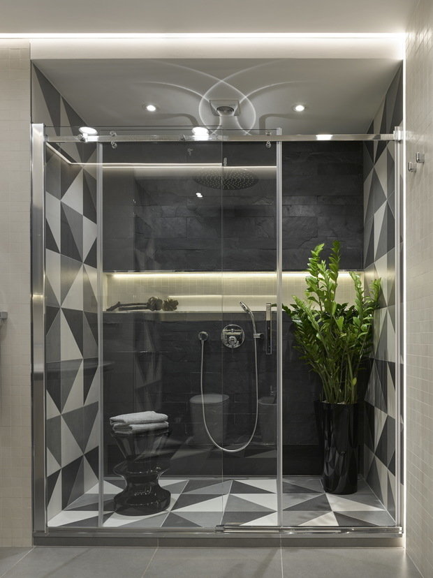 Фотография: Ванная в стиле Хай-тек, Современный, Квартира, Проект недели, Москва, Монолитный дом, 4 и больше, Более 90 метров, Иван Поздняков – фото на INMYROOM
