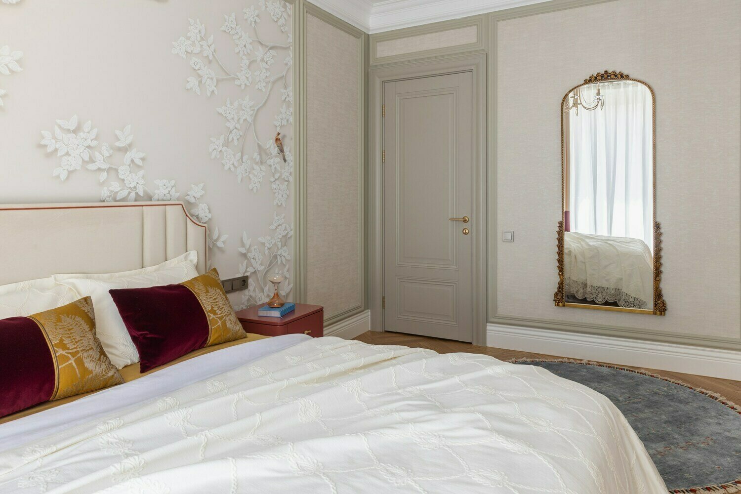 Фотография: Спальня в стиле Классический, Современный, Квартира, Проект дня, 2 комнаты, 60-90 метров, Алматы, Студия Mondial, Анастасия Халина – фото на INMYROOM Фотография: Спальня в стиле Классический, Современный, Квартира, Проект дня, 2 комнаты, 60-90 метров, Алматы, Студия Mondial, Анастасия Халина – фото на INMYROOM