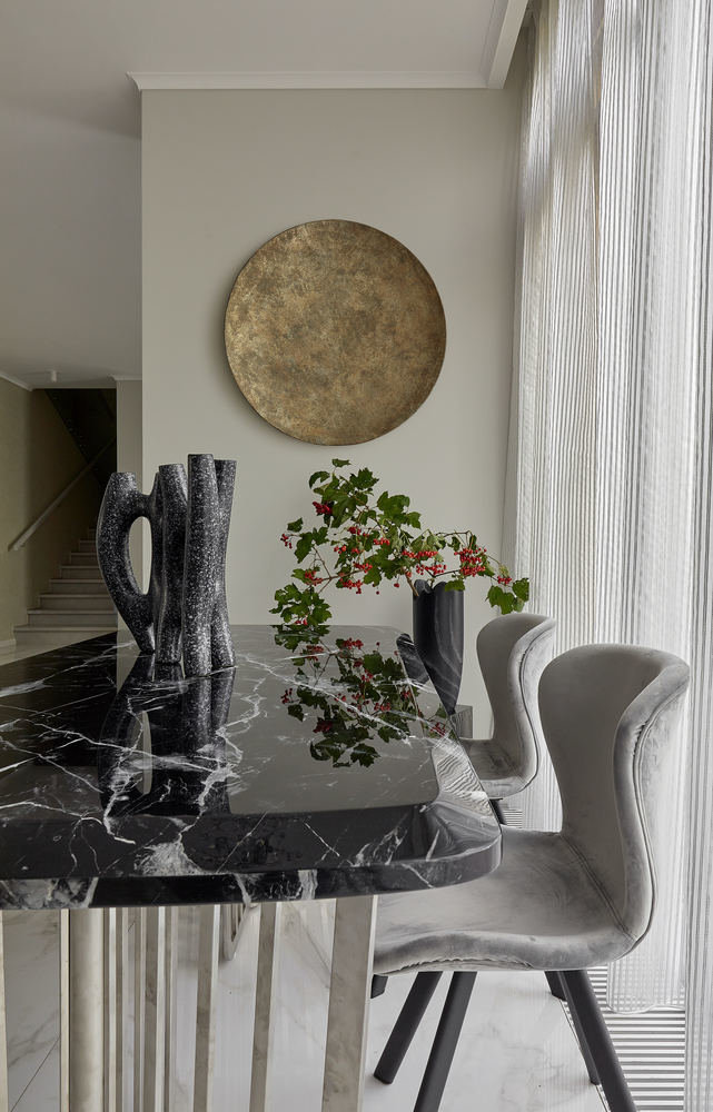 Фотография: Кухня и столовая в стиле Классический, Современный, Эклектика, Проект недели, Таунхаус, 4 и больше, Более 90 метров, Ектерина Реброва, Елена Поворова, Бюро Home Emotions – фото на INMYROOM Фотография: Кухня и столовая в стиле Классический, Современный, Эклектика, Проект недели, Таунхаус, 4 и больше, Более 90 метров, Ектерина Реброва, Елена Поворова, Бюро Home Emotions – фото на INMYROOM