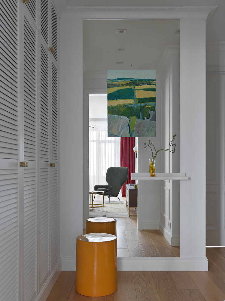 Фотография: Прихожая в стиле Современный, Квартира, Проект недели, Москва, 4 и больше, Более 90 метров, Ксения Мезенцева – фото на INMYROOM