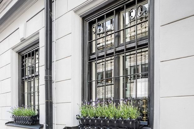 Фотография: Флористика в стиле Современный, Кухня и столовая, Гостиная, Декор и DIY, Квартира, Швеция, Белый, Черный, Стокгольм, 2 комнаты, до 40 метров – фото на INMYROOM