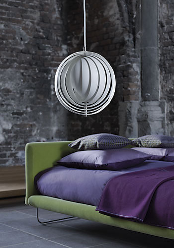 Фотография: Спальня в стиле Лофт, Декор интерьера, Мебель и свет – фото на INMYROOM