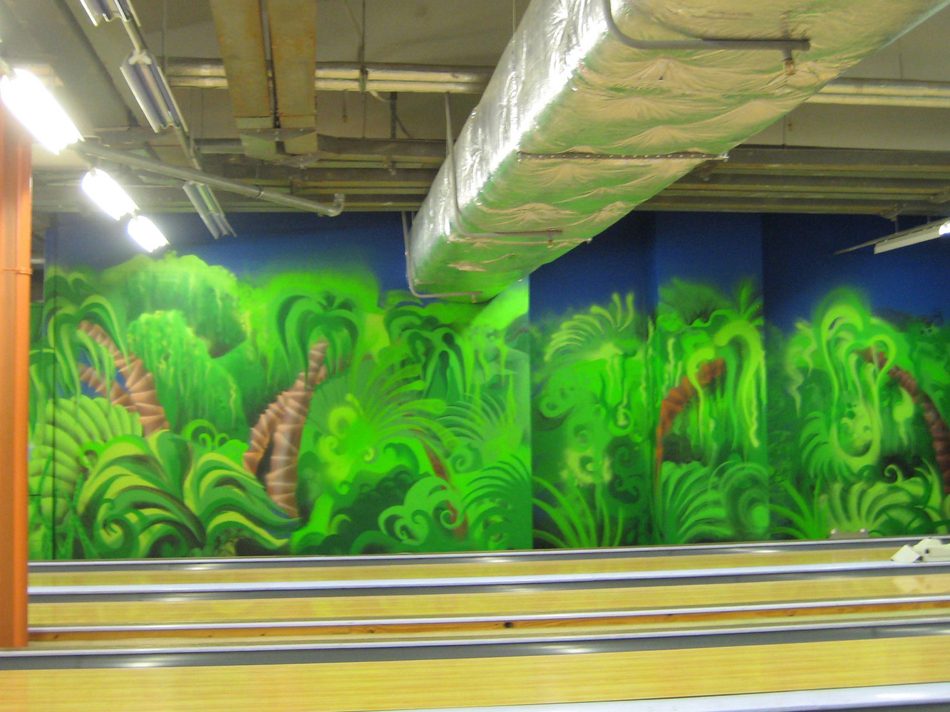 Фото из портфолио Роспись интерьера детской зоны боулинга – фотографии дизайна интерьеров на INMYROOM Фото из портфолио Роспись интерьера детской зоны боулинга – фотографии дизайна интерьеров на INMYROOM