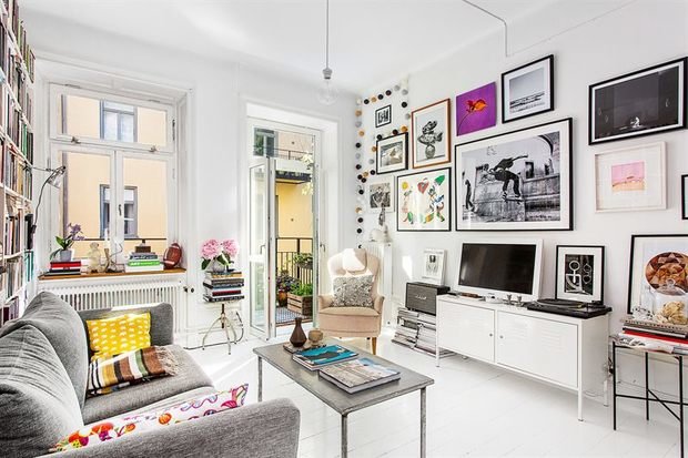 Фото из портфолио СВЕТЛАЯ КВАРТИРА С ЯРКИМИ АКЦЕНТАМИ ДЛЯ ЛЮБИТЕЛЯ КНИГ – фотографии дизайна интерьеров на INMYROOM