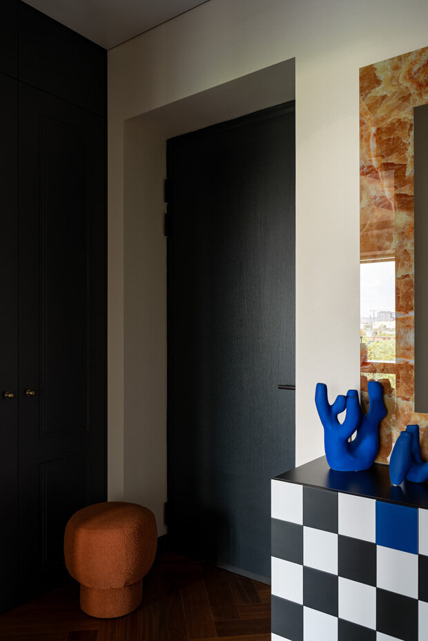 Фотография: Прихожая в стиле Современный, Квартира, Проект дня, Москва, 2 комнаты, 40-60 метров, ЖК «Hide», Любовь Вербах – фото на INMYROOM