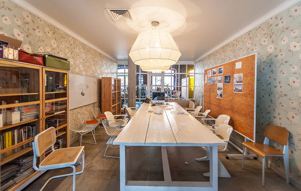 Фотография: Офис в стиле Современный, Офисное пространство, Дома и квартиры – фото на INMYROOM