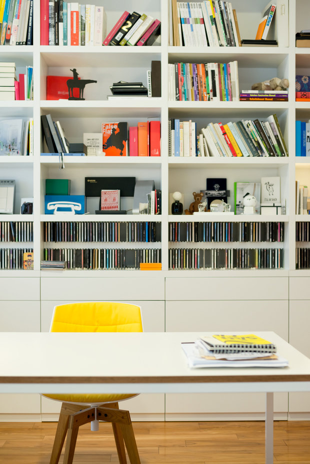 Фотография: Офис в стиле Современный, Малогабаритная квартира, Квартира, Дома и квартиры, Минимализм, Переделка – фото на INMYROOM