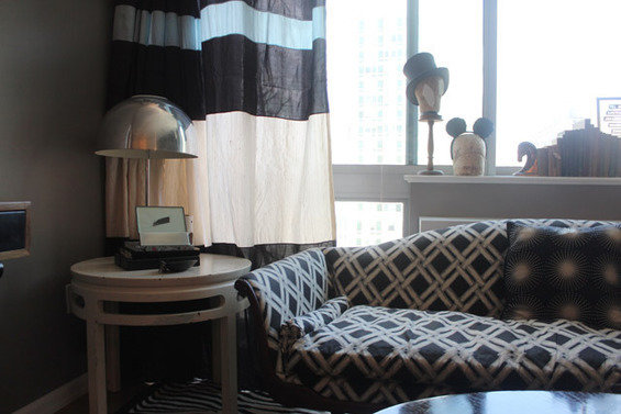 Фотография: Мебель и свет в стиле Современный, Малогабаритная квартира, Квартира, Дома и квартиры, Нью-Йорк, Ар-деко, Индустриальный – фото на INMYROOM