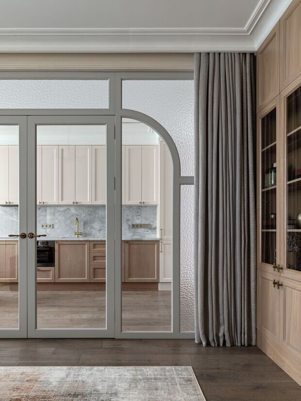 Фотография: Гостиная в стиле Классический, Современный, Эклектика, Квартира, Проект дня, 3 комнаты, 60-90 метров, Монолитно-кирпичный – фото на INMYROOM