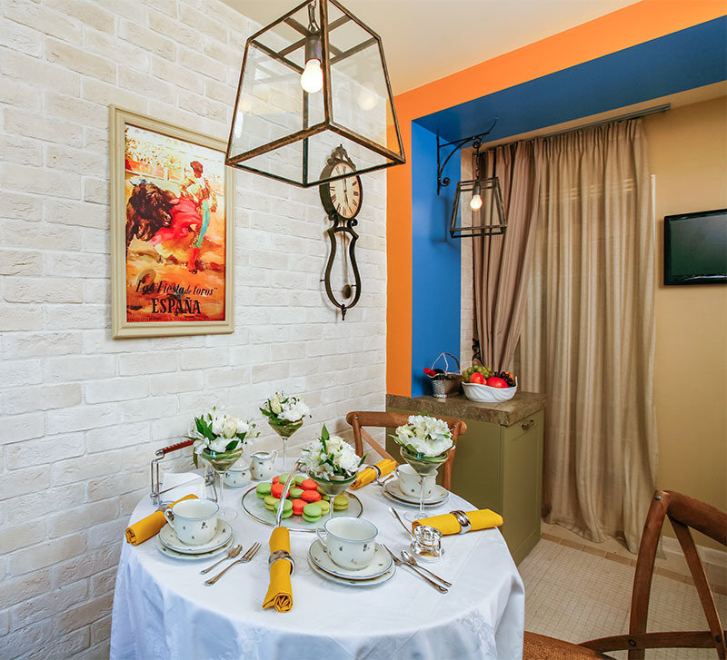 Фотография: Кухня и столовая в стиле Прованс и Кантри, Современный, Декор интерьера, Интерьер комнат – фото на INMYROOM Фотография: Кухня и столовая в стиле Прованс и Кантри, Современный, Декор интерьера, Интерьер комнат – фото на INMYROOM