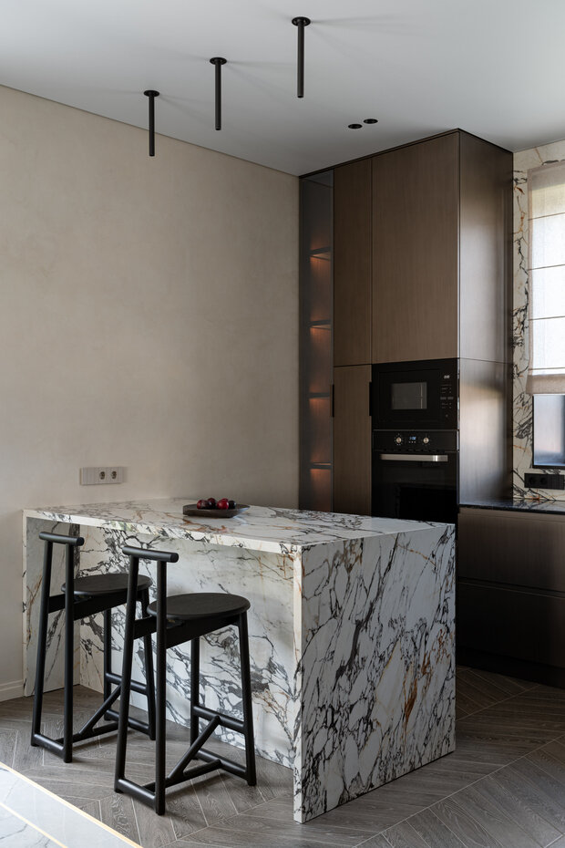 Фотография: Кухня и столовая в стиле Современный, Дом, Проект дня, Дом и дача, Татарстан, Кирпичный дом, 4 и больше, Более 90 метров – фото на INMYROOM