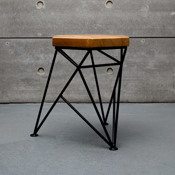 Фото из портфолио Табурет Spike – фотографии дизайна интерьеров на InMyRoom.ru