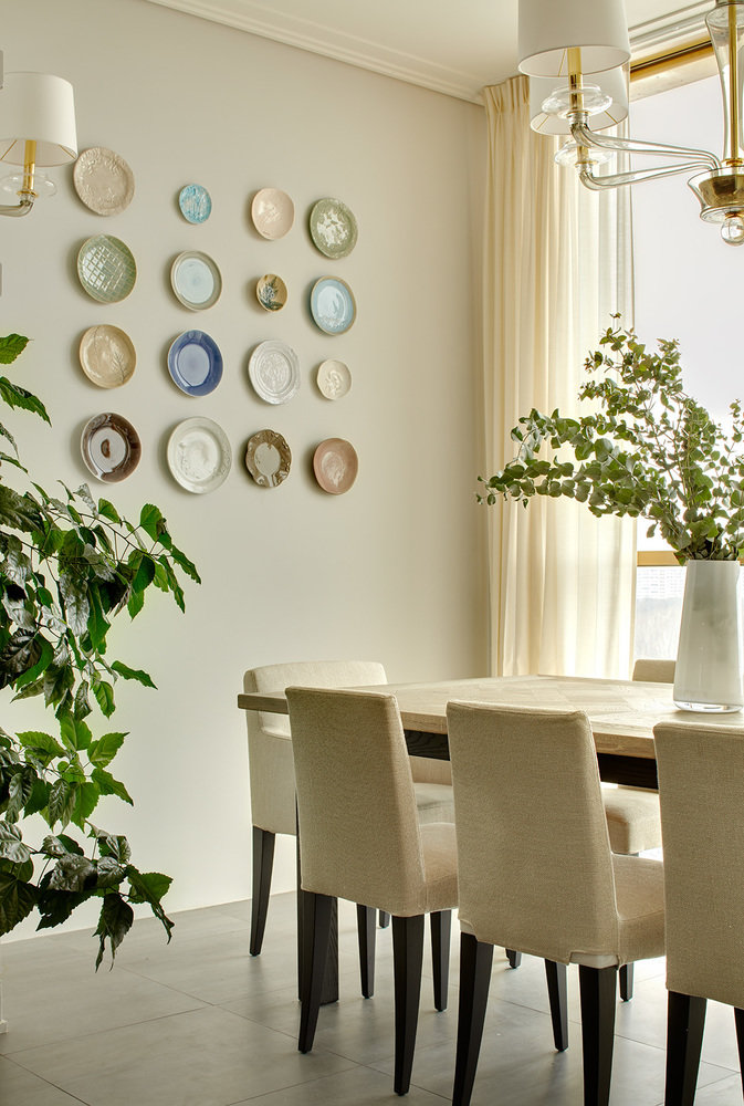 Фотография: Кухня и столовая в стиле Современный, Эклектика, Квартира, Проект дня, Москва, Сергей Ананьев, новостройка, Ариана Ахмад, Татьяна Карякина, Монолитный дом, 4 и больше, Более 90 метров – фото на INMYROOM Фотография: Кухня и столовая в стиле Современный, Эклектика, Квартира, Проект дня, Москва, Сергей Ананьев, новостройка, Ариана Ахмад, Татьяна Карякина, Монолитный дом, 4 и больше, Более 90 метров – фото на INMYROOM