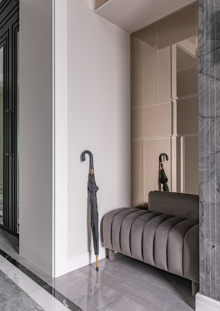 Фотография: Прихожая в стиле Классический, Современный, Дом, Проект недели, Дом и дача, Московская область, 4 и больше, Более 90 метров, Екатерина Реброва – фото на INMYROOM Фотография: Прихожая в стиле Классический, Современный, Дом, Проект недели, Дом и дача, Московская область, 4 и больше, Более 90 метров, Екатерина Реброва – фото на INMYROOM