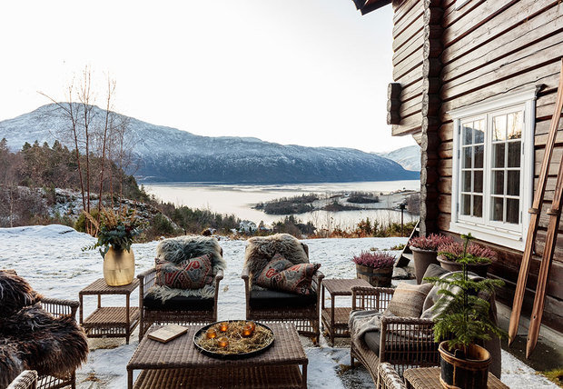 Фотография: Терраса в стиле Прованс и Кантри, Скандинавский, Современный, Белый, Отель, Минимализм, Зеленый, Бежевый, Серый, Коричневый, Гид, Более 90 метров – фото на INMYROOM