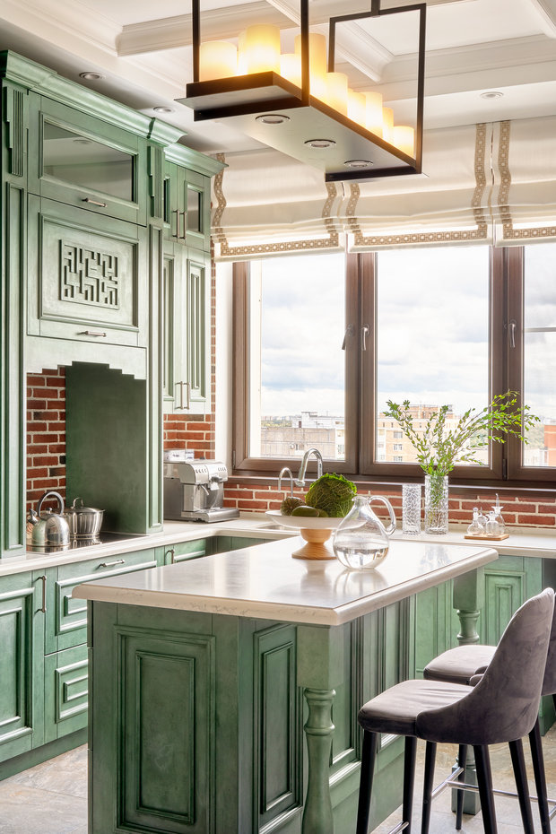 Фотография: Кухня и столовая в стиле Современный, Классический, Квартира, Проект недели, Москва, Наталья Преображенская, Студия дизайна интерьеров "Уютная Квартира", Монолитный дом, 4 и больше, Более 90 метров, ПРЕМИЯ INMYROOM – фото на INMYROOM