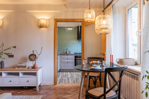 Фотография: Кухня и столовая в стиле Скандинавский, Современный, Винтажный, Квартира, Проект недели, Санкт-Петербург, Хрущевка, 3 комнаты, 40-60 метров, Полина Андреева – фото на INMYROOM