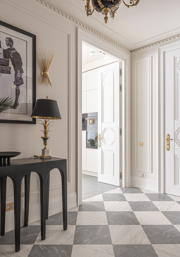 Фотография: Прихожая в стиле Классический, Современный, Квартира, Проект дня, Кирпичный дом, 2 комнаты, 60-90 метров, Оксана Пастернак – фото на INMYROOM