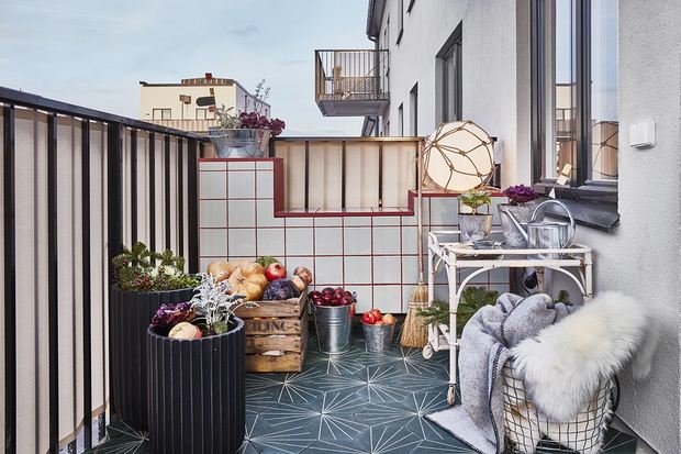 Фото из портфолио "Игривый дом" : Трехкомнатная квартира в трех версиях – фотографии дизайна интерьеров на INMYROOM