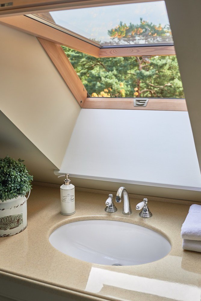 Фотография: Ванная в стиле Классический, Прованс и Кантри, Восточный, Эклектика, Квартира, Проект недели, квартира в мансарде, Калининград, 4 и больше, Более 90 метров, Светлогорск, Монолитно-кирпичный, двухуровневая квартира, Виктория Лазарева – фото на INMYROOM Фотография: Ванная в стиле Классический, Прованс и Кантри, Восточный, Эклектика, Квартира, Проект недели, квартира в мансарде, Калининград, 4 и больше, Более 90 метров, Светлогорск, Монолитно-кирпичный, двухуровневая квартира, Виктория Лазарева – фото на INMYROOM