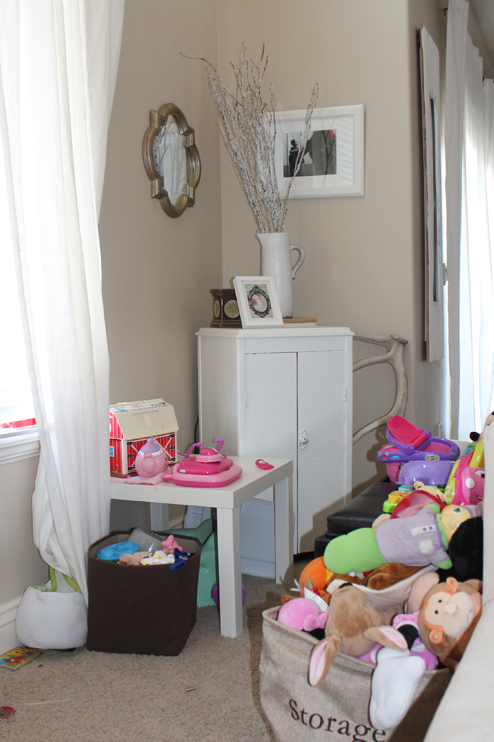 Фотография: Детская в стиле Скандинавский, Советы, хранение вещей, организация хранения, до и после – фото на INMYROOM