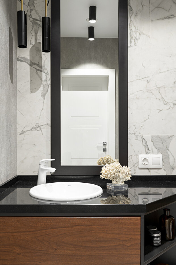 Фотография: Ванная в стиле Современный, Минимализм, Квартира, Проект недели, Казань, 4 и больше, Более 90 метров, Averinastudio, Ксения Аверина – фото на INMYROOM