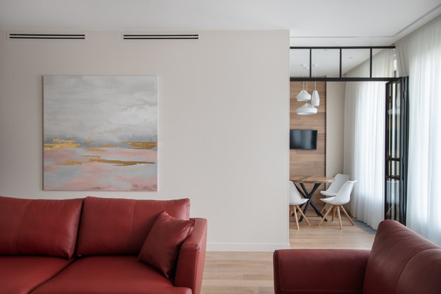 Фотография: Гостиная в стиле Современный, Квартира, Минимализм, Проект недели, Москва, 4 и больше, Более 90 метров, Елизавета Ванькова – фото на INMYROOM