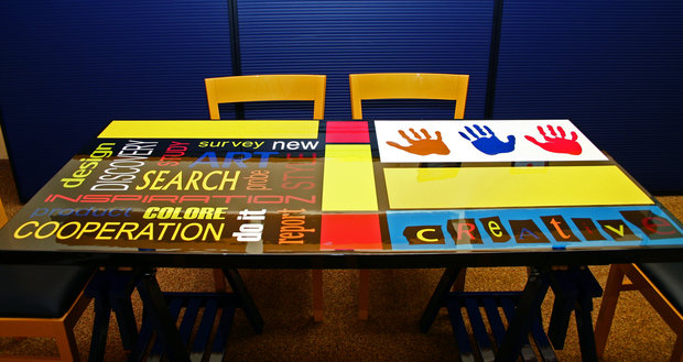 Фотография: Мебель и свет в стиле Современный, Декор интерьера, DIY, Роспись – фото на INMYROOM