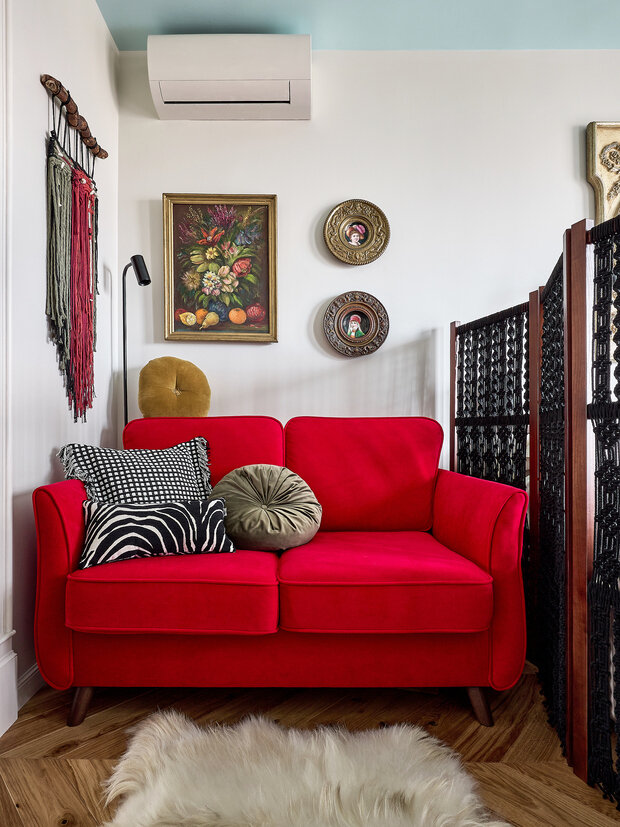 Фотография: Гостиная в стиле Современный, Эклектика, Винтажный, Малогабаритная квартира, Квартира, Студия, Проект дня, Москва, Монолитный дом, до 40 метров, Арина Дудникова – фото на INMYROOM