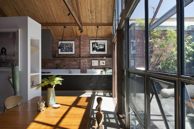 Фото из портфолио Успешная "реконверсия" в Мельбурне – фотографии дизайна интерьеров на INMYROOM