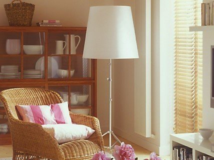 Фотография: Мебель и свет в стиле Прованс и Кантри, Гостиная, Квартира, Дома и квартиры, Переделка – фото на INMYROOM