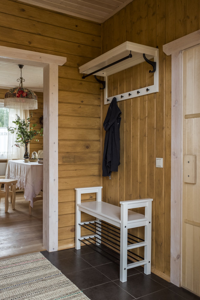 Фотография: Прихожая в стиле Прованс и Кантри, Советы, Ремонт на практике, Дом и дача, Анна Рагулина, строительство бани – фото на INMYROOM