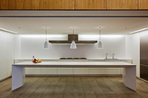 Фотография: Кухня и столовая в стиле Минимализм, Офисное пространство, Офис, Дома и квартиры, Сан-Паулу – фото на INMYROOM