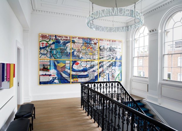 Фото из портфолио Как современное искусство может освежить ваш дом – фотографии дизайна интерьеров на INMYROOM