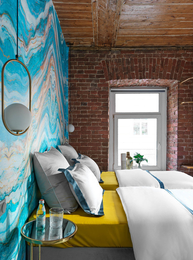 Фотография: Спальня в стиле Лофт, Эклектика, Декор интерьера, Отель, Москва, Кирпичный дом, Наталья Высоцкая, Ольга Воинова – фото на INMYROOM