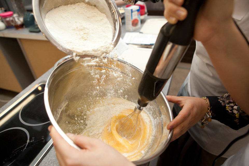 Фотография: Прочее в стиле , Стиль жизни, Еда, Кулинарная студия Clever, Кулинария, Олег Туркин – фото на INMYROOM Фотография: Прочее в стиле , Стиль жизни, Еда, Кулинарная студия Clever, Кулинария, Олег Туркин – фото на INMYROOM