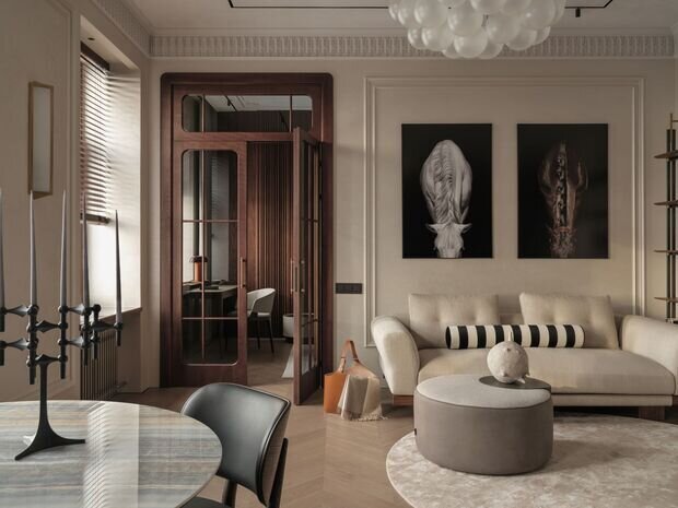 Фотография: Гостиная в стиле Классический, Современный, Квартира, Проект дня, 2 комнаты, 60-90 метров, Санкт-Петербруг, современный с элементами классики и роскоши – фото на INMYROOM