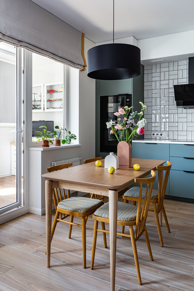 Фотография: Кухня и столовая в стиле Современный, Проект недели, Санкт-Петербург, 3 комнаты, Более 90 метров, Анастасия Заркуа – фото на INMYROOM