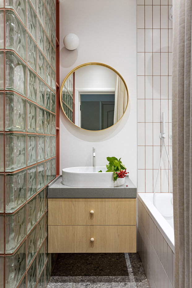 Фотография: Ванная в стиле Современный, Квартира, Проект дня, Минск, Монолитный дом, 3 комнаты, 40-60 метров, современный с элементами минимализма и скандинавского стиля, фото интерьера, дизайн интерьера фото, Виталий Савко – фото на INMYROOM