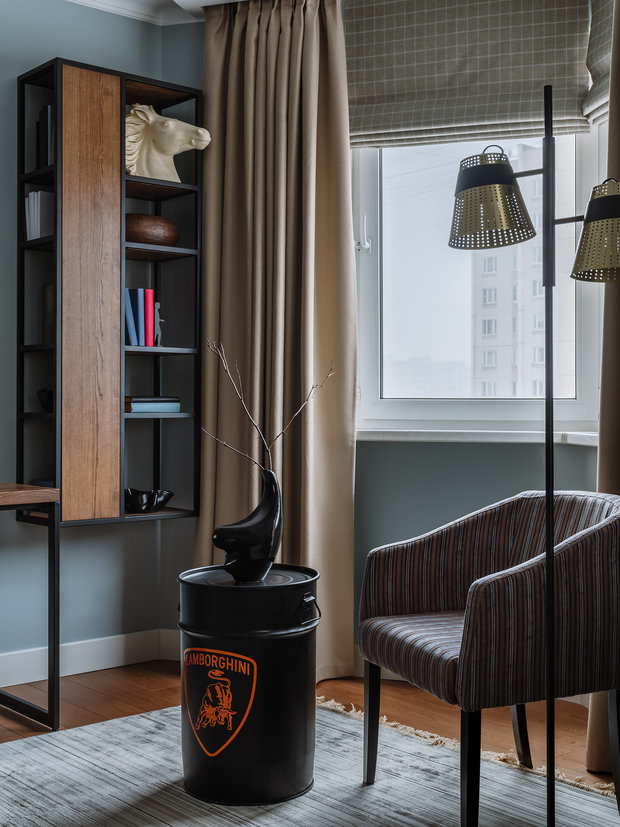 Фотография: Кабинет в стиле Классический, Квартира, Проект недели, Москва, Панельный дом, 4 и больше, Более 90 метров, Наталья Широкорад, П-44Т – фото на INMYROOM