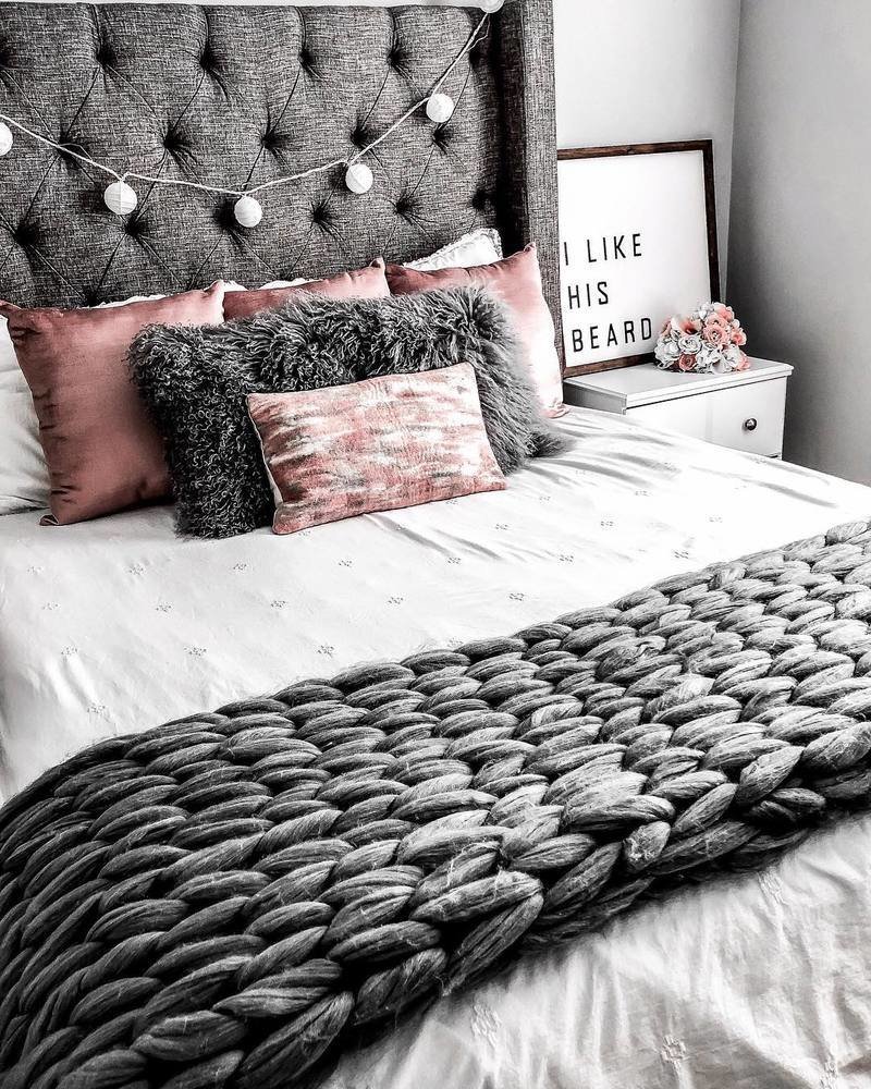 Фотография: Спальня в стиле Скандинавский, Детская, Советы, кровать в спальне, чистка матраса – фото на INMYROOM Фотография: Спальня в стиле Скандинавский, Детская, Советы, кровать в спальне, чистка матраса – фото на INMYROOM