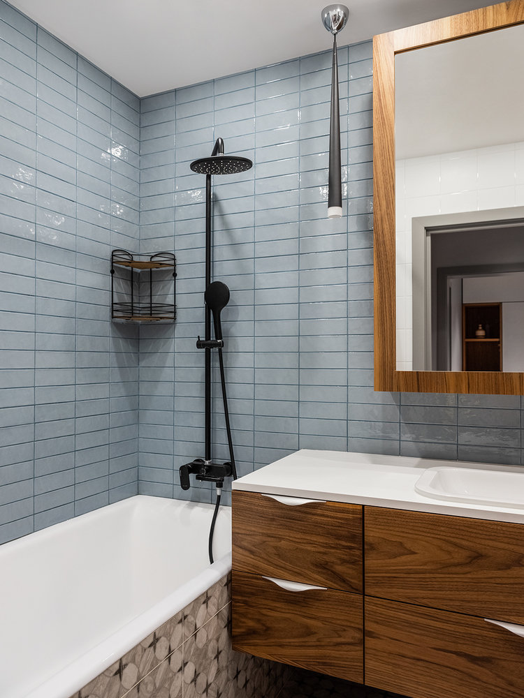 Фотография: Ванная в стиле Современный, Квартира, Проект недели, Москва, Евгения Матвеенко, FlatsDesign, 3 комнаты, Более 90 метров – фото на INMYROOM Фотография: Ванная в стиле Современный, Квартира, Проект недели, Москва, Евгения Матвеенко, FlatsDesign, 3 комнаты, Более 90 метров – фото на INMYROOM