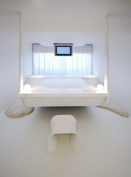 Фотография: Спальня в стиле Хай-тек, Дома и квартиры, Городские места – фото на INMYROOM