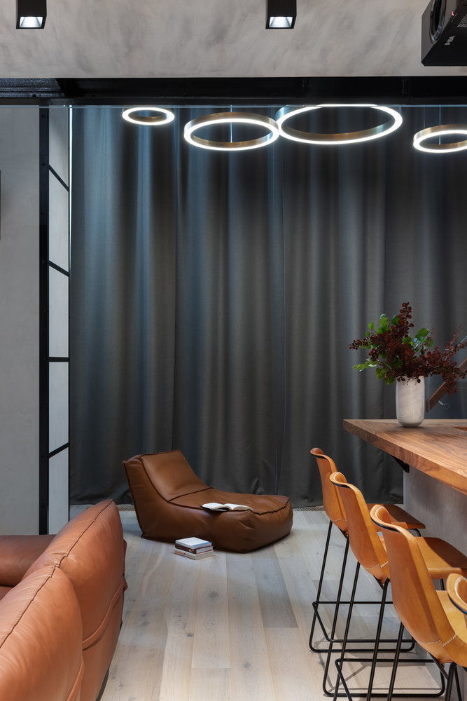 Фотография: Кухня и столовая в стиле Современный, Лофт, Квартира, Проект недели, Москва, GM-Interior, 3 комнаты, Более 90 метров – фото на INMYROOM Фотография: Кухня и столовая в стиле Современный, Лофт, Квартира, Проект недели, Москва, GM-Interior, 3 комнаты, Более 90 метров – фото на INMYROOM