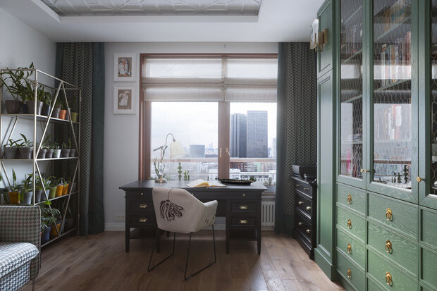 Фотография: Кабинет в стиле Классический, Восточный, Эклектика, Квартира, Проект дня, Москва, 3 комнаты, Более 90 метров, современные интерьеры – фото на INMYROOM