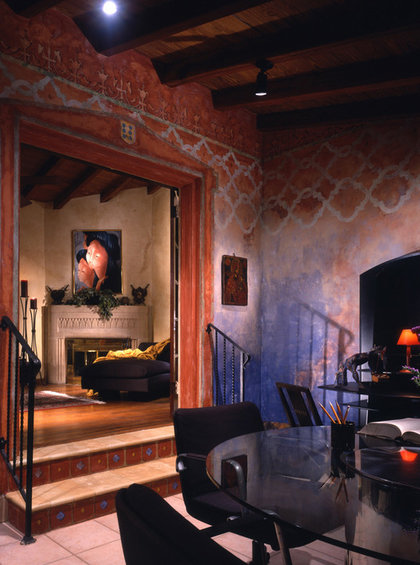 Фотография: Гостиная в стиле Восточный, Эклектика, Декор интерьера, Декор дома, Цвет в интерьере, Обои – фото на INMYROOM