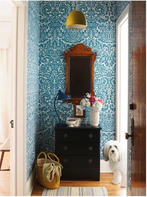 Фотография: Прихожая в стиле Прованс и Кантри, Декор интерьера, Мебель и свет – фото на INMYROOM