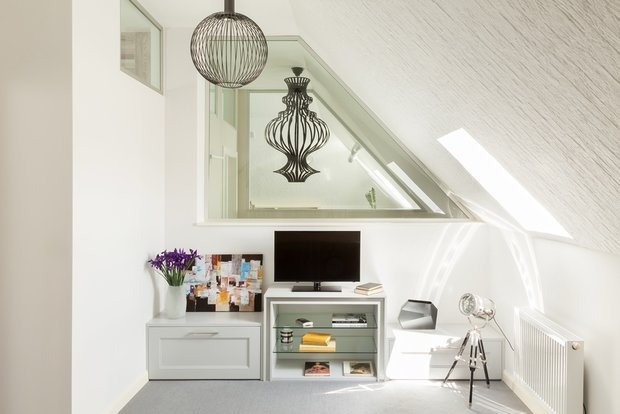 Фотография: Гостиная в стиле Современный, Эклектика, Советы, Анастасия Каспарян, Юлия Соловьева, белый интерьер, Ксения Педоренко – фото на INMYROOM