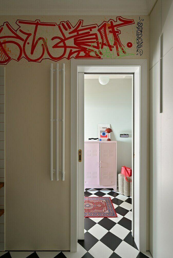 Фотография: Прихожая в стиле Лофт, Современный, Эклектика, Квартира, Проект дня, Санкт-Петербург, Панельный дом, 2 комнаты, до 40 метров, 40-60 метров, SeraphimDSGN, Серафима Гавриленко – фото на INMYROOM Фотография: Прихожая в стиле Лофт, Современный, Эклектика, Квартира, Проект дня, Санкт-Петербург, Панельный дом, 2 комнаты, до 40 метров, 40-60 метров, SeraphimDSGN, Серафима Гавриленко – фото на INMYROOM